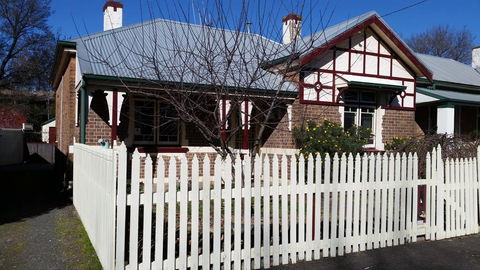 Arden On McLachlan - C Tourism 0