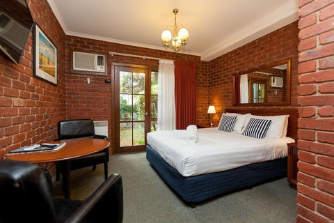 Armour Motor Inn - C Tourism 3