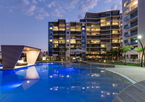 Art-Inspired, Designer APT In The Vibrant Area - C Tourism 2