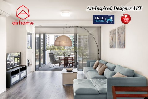 Art-Inspired, Designer APT In The Vibrant Area - C Tourism 0