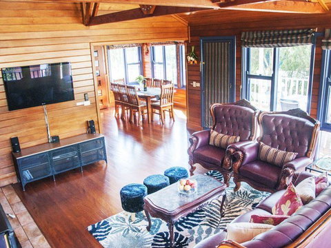Artee House - A Bright Escape - C Tourism 0