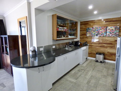 ArtHOUSE Beachfront Accommodation - C Tourism 2