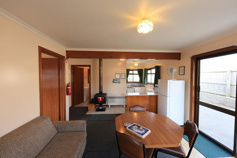 Arthur River Holiday Units - C Tourism 2