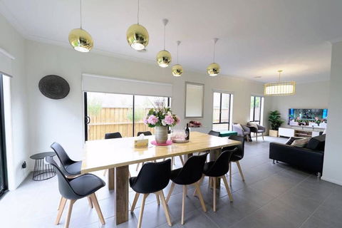 Luxury 9 BRM House In Melbourne - C Tourism 2