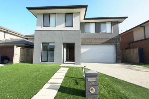 Luxury 9 BRM House In Melbourne - C Tourism 1