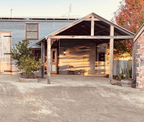 Maple Lane Farm Stay - C Tourism 1