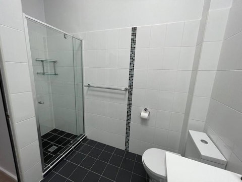 Modern 2 Bedroom Warehouse Conversion - C Tourism 2