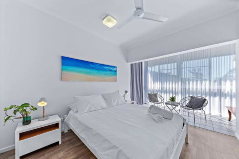 NEW! 2BR Whitsundays Oasis W/ Ocean Views - C Tourism 1