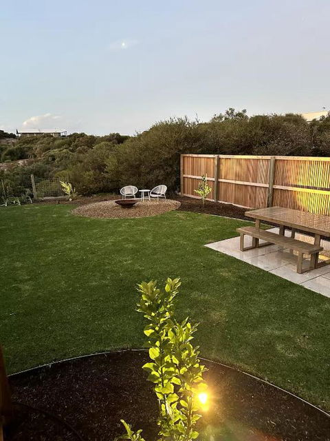 NEW Magpie Sands - 3 Bedroom Home - Downstairs Only, 1 Min Walk To Aldinga Beach - C Tourism 0