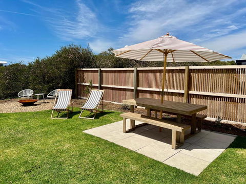 NEW Magpie Sands - 3 Bedroom Home - Downstairs Only, 1 Min Walk To Aldinga Beach - C Tourism 3