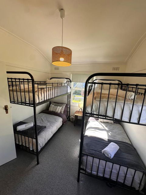 Mount Beauty 3BR Home - C Tourism 1