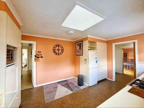 Nice 3 Bedroom House Mt Waverley - C Tourism 1