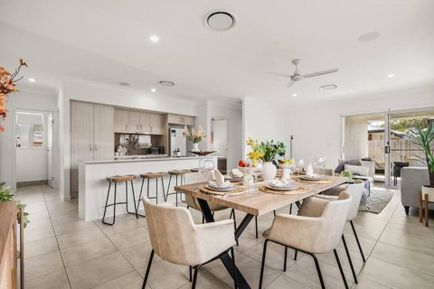 Oasis Retreat In Coomera - C Tourism 1