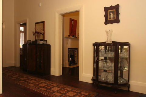 Old Parkes Convent - C Tourism 2
