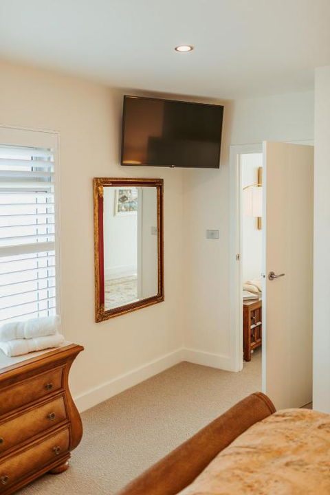 ONE Luxury Apartment - C Tourism 3