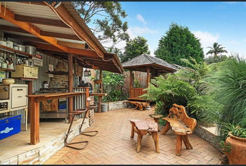 ONE OF A KIND Vacation Rental- Berkeley Vale - C Tourism 2