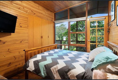 ONE OF A KIND Vacation Rental- Berkeley Vale - C Tourism 3