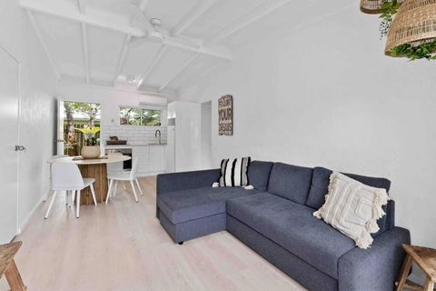 PA2 Stunning Sunshine Beach Apt Pets Welcome - C Tourism 0