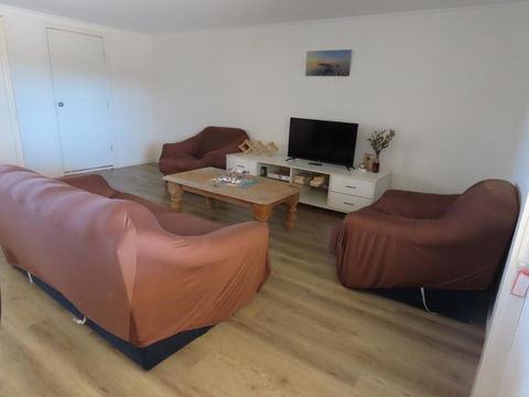 PACEYS PLACE - C Tourism 2