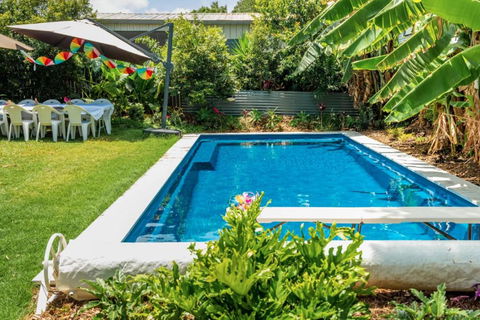 OXLEY Mineral Pool & Private Home SuburbanSTAY - C Tourism 2