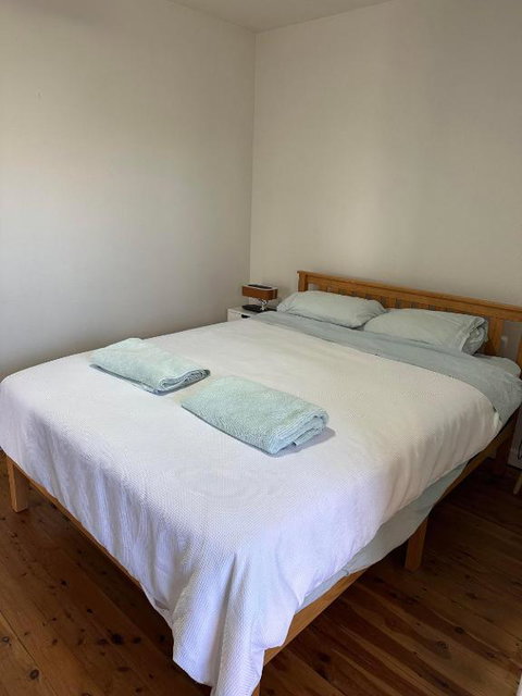 One Bedroom CBD Unit, Walk To Beaches & Cafes - C Tourism 1