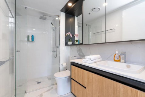 Park Avenue Apt In The Heart Of The City - C Tourism 3