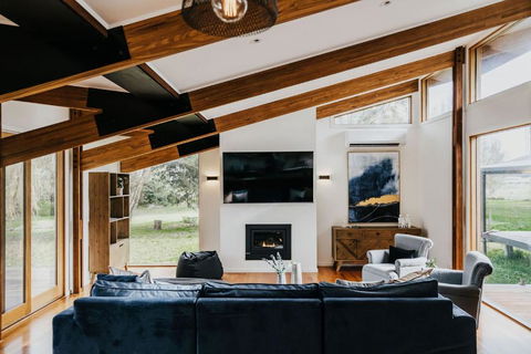 Park Crescent - Daylesford Macedon Region - C Tourism 1