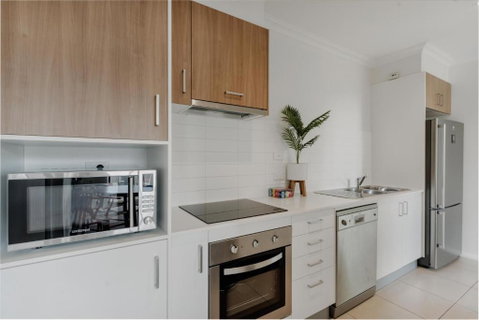 Peaceful 1-Bed Apartment Close To Lonsdale St - C Tourism 1