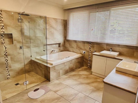 Peaceful Home In Forest - C Tourism 3