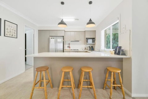 Piper St - CBD, Cosy Escape - C Tourism 3