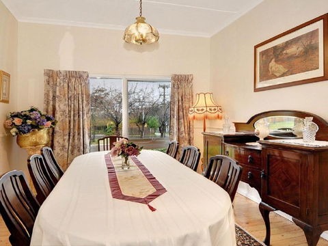 Plum Tree Cottage - C Tourism 2
