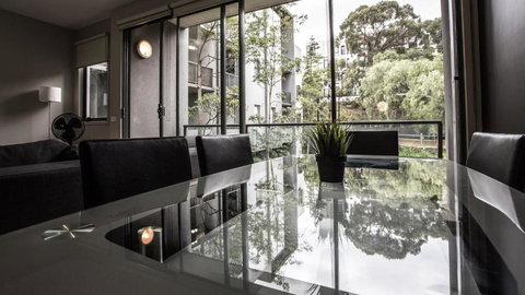 ReadySet Apartments On Altona - C Tourism 1