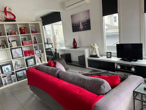 Radiance - Chic Fitzroy Street Apartment - C Tourism 0