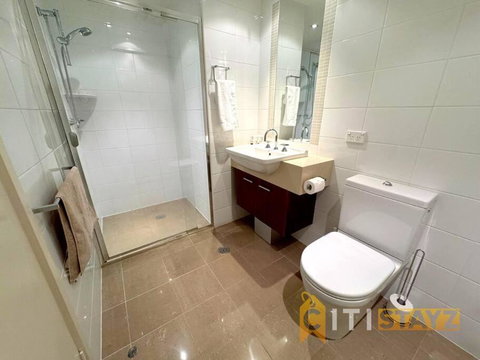 Pretty Penthouse - Close To ANU - C Tourism 2