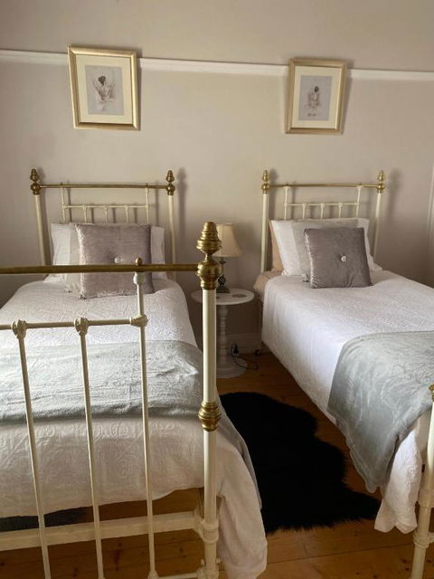 R&R Blue Diamond Luxury Cottage Maryborough, Vic - C Tourism 2