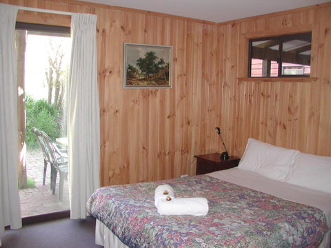 Rainbow House - C Tourism 3