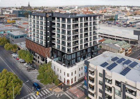 R Hotel Geelong - C Tourism 2