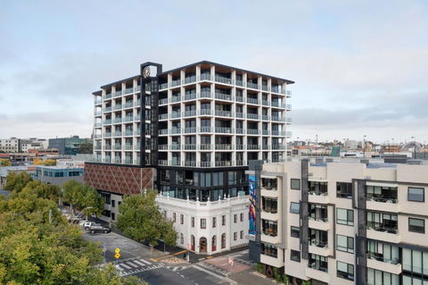 R Hotel Geelong - C Tourism 3