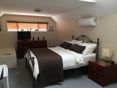 Atina Rocks Country Homestead - C Tourism 0