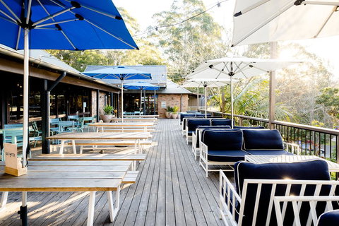 Avoca Beach Hotel - C Tourism 0