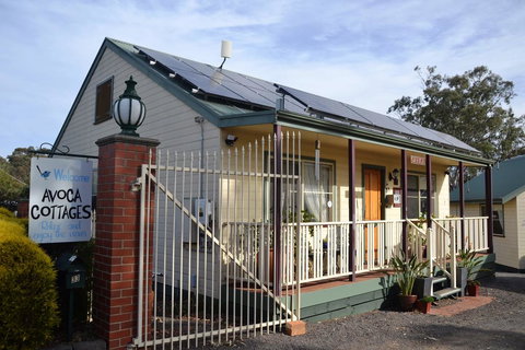 Avoca Cottages VICTORIA - C Tourism 0