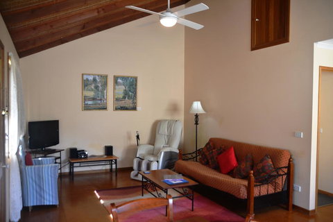 Avoca Cottages VICTORIA - C Tourism 1