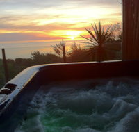 Award Winning Beach Front Retreat - C Tourism