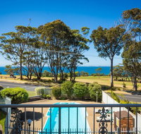 Ballingalla Apartments - By the Golf Course - C Tourism