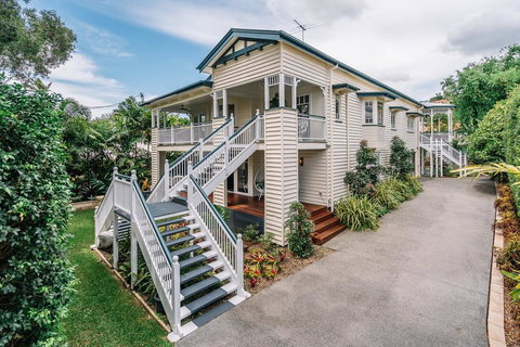 Balmoral Queenslander - C Tourism 0