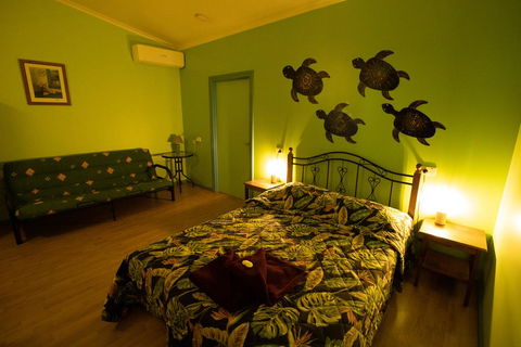 Banyan Tree - C Tourism 3