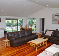 Banyula 103 Neville Morton Drive - C Tourism