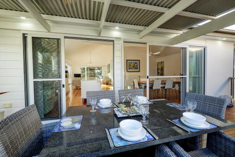 BEACH - BAY - BEE - PET FRIENDLY - C Tourism 2