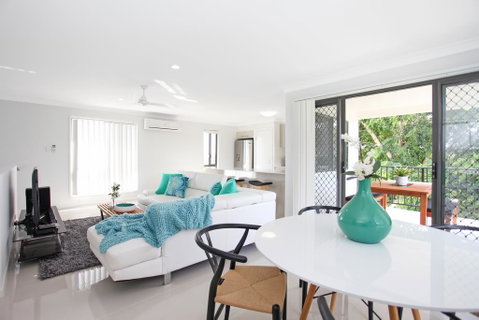 Beach Breeze Holiday House - C Tourism 3