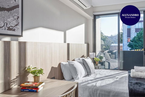 BEACH LOCATION STUDIO // CLOVELLY 3 - C Tourism 0